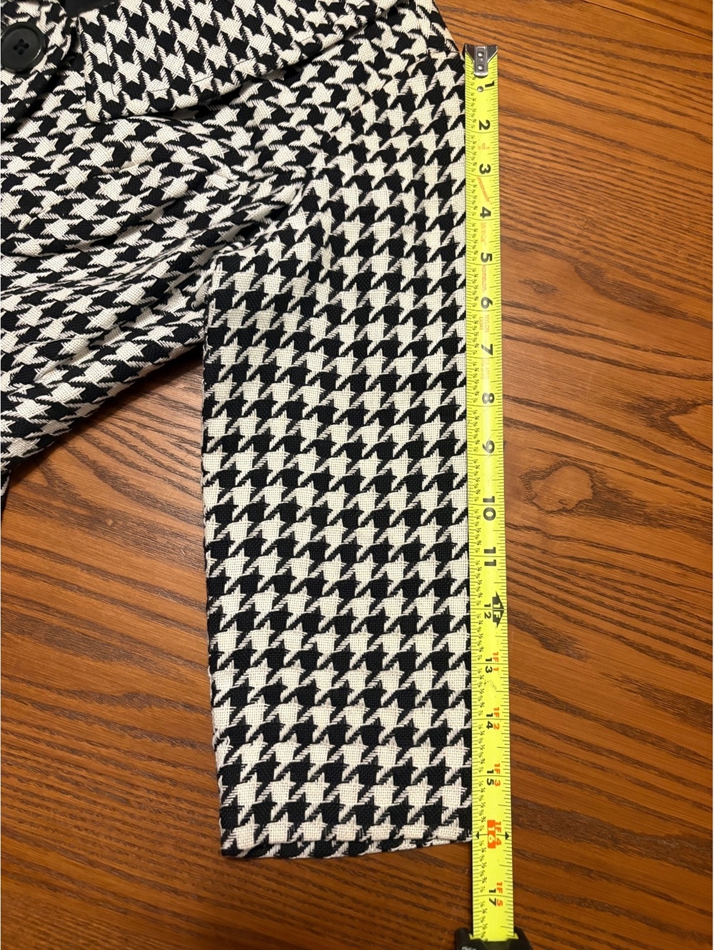 Vintage 1960s/70s Black & White Houndstooth Union-Made Mod Coat - Picture 5 of 10